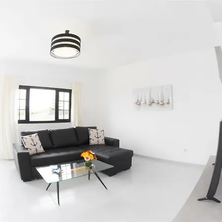Casa Lajares 라 산타